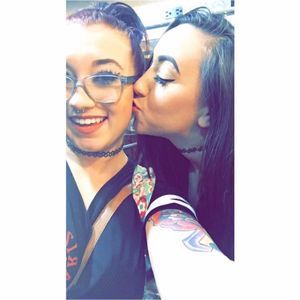 Meet your Posher, Amber